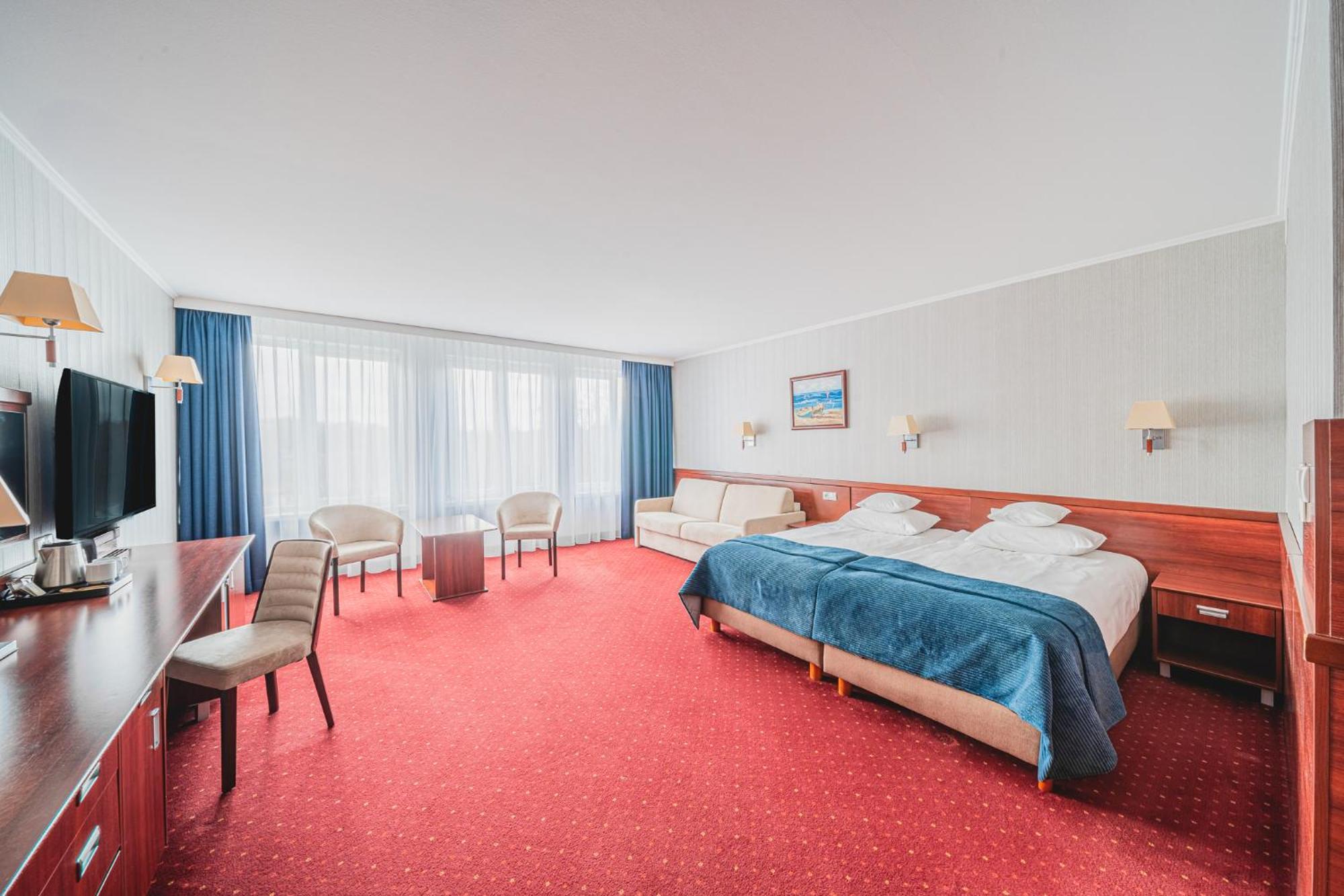 Hotel Lidia Spa&Wellness Darlowko Esterno foto